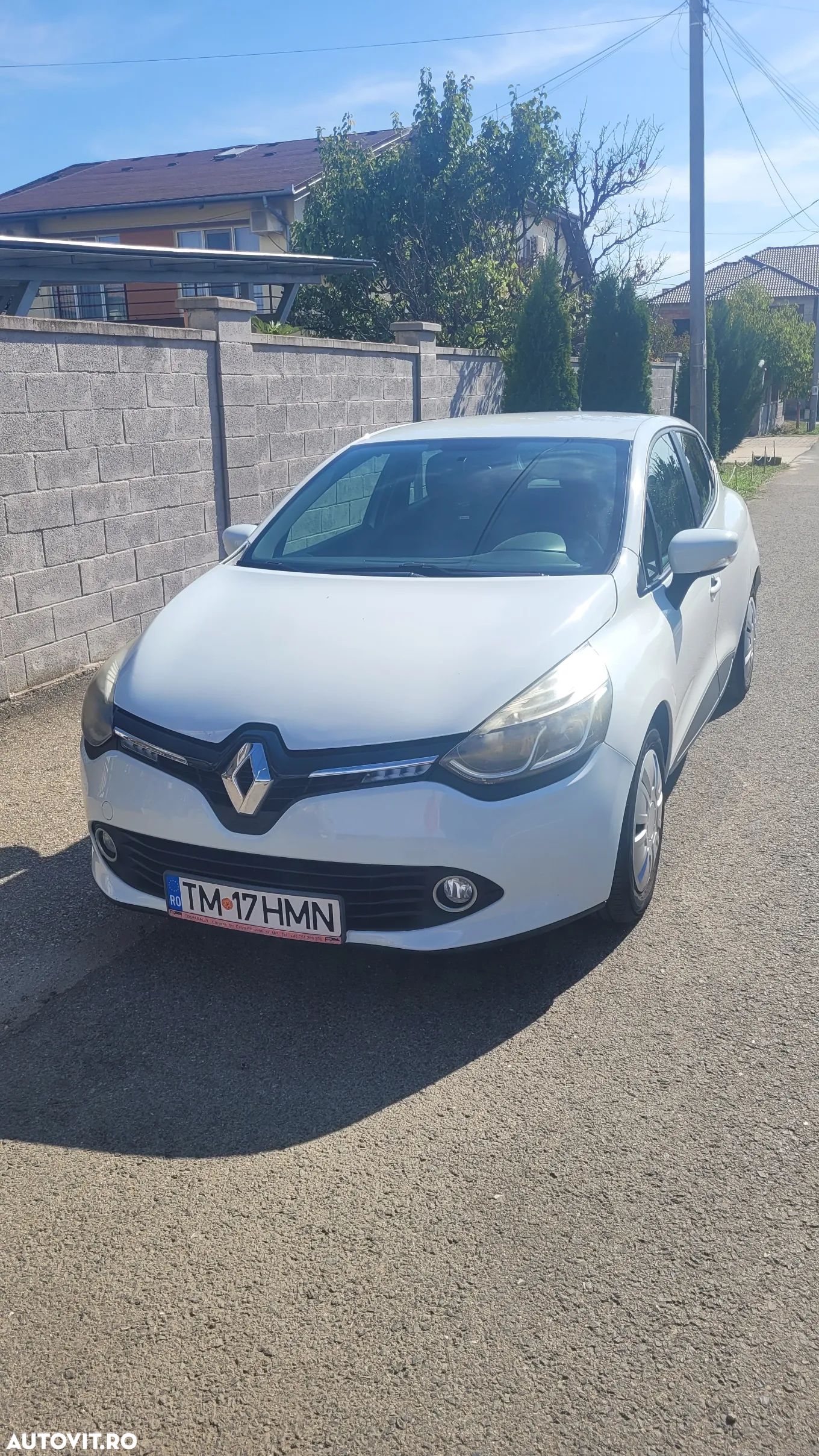 Renault Clio - 1