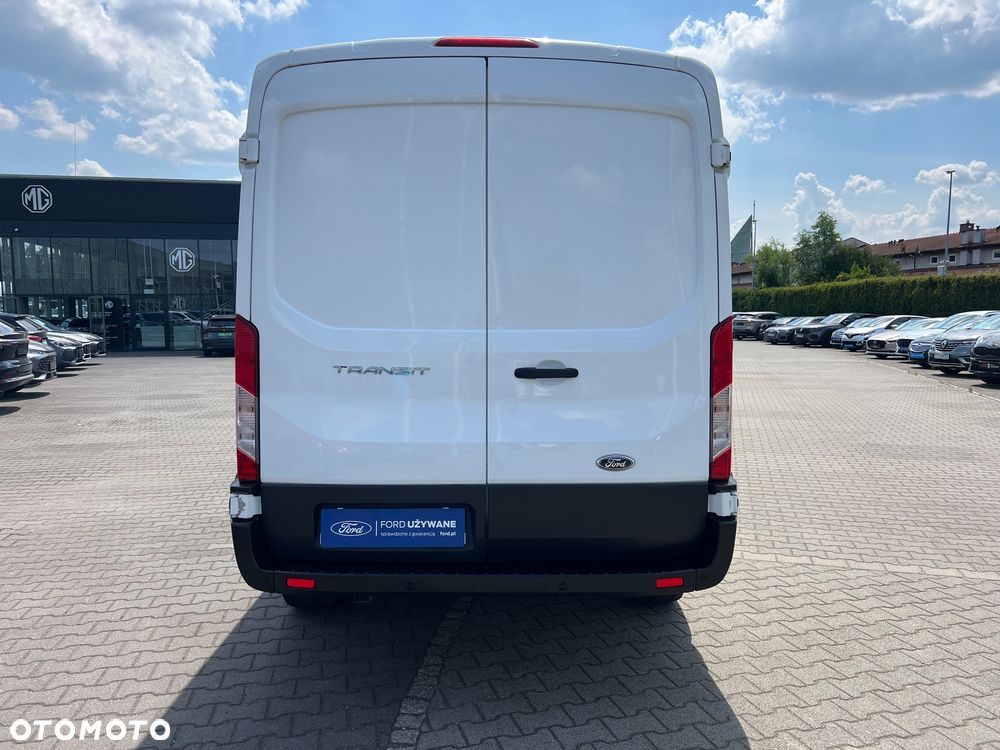 Ford Transit - 12