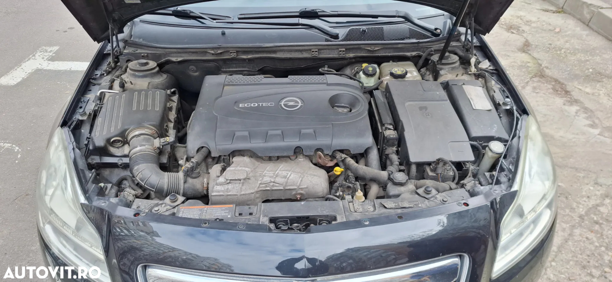Opel Insignia 2.0 CDTI - 9