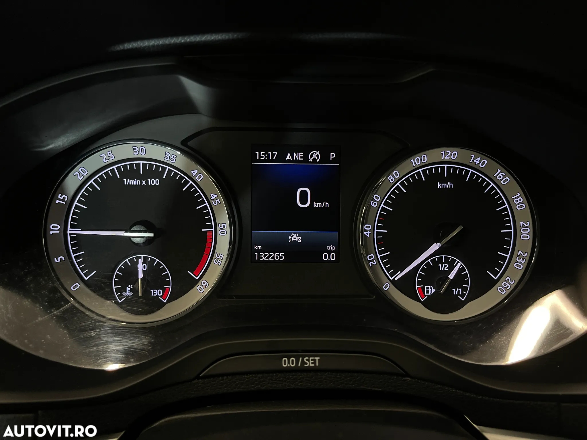 Skoda Karoq 1.6 TDI DSG Ambition - 33