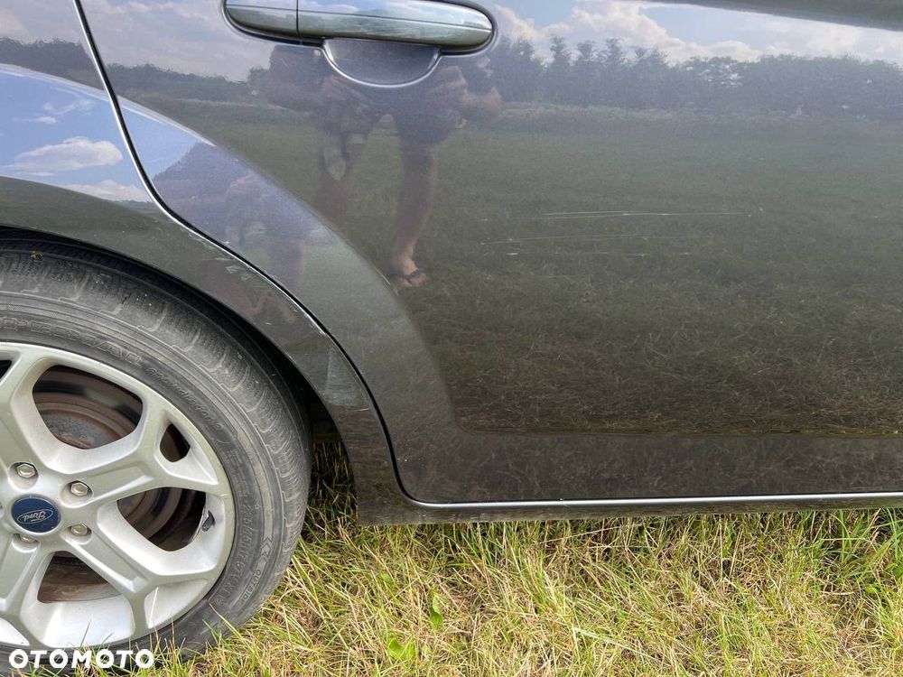 Ford Mondeo - 9