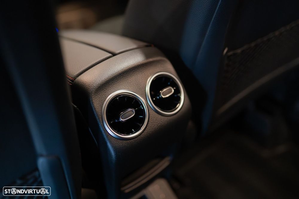 Mercedes-Benz GLA 250 e 8G-DCT AMG Line - 26