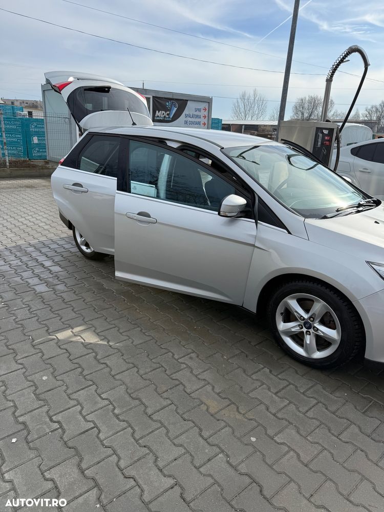 Ford Focus - 9