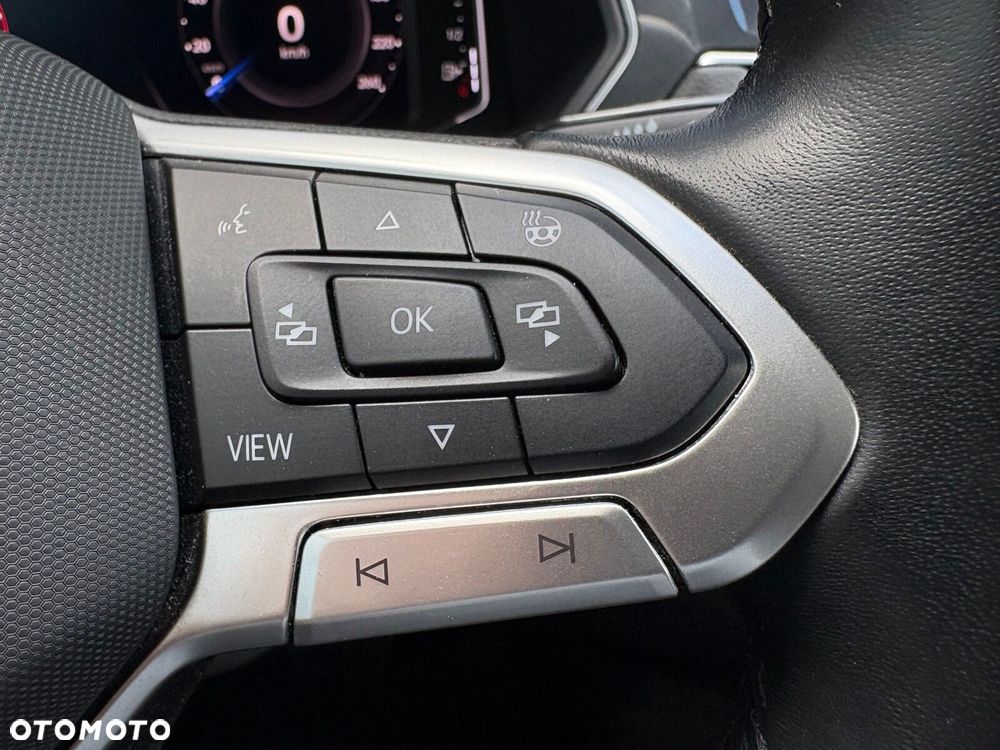 Volkswagen Tiguan - 26