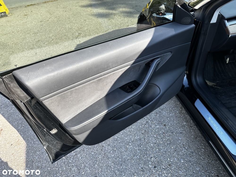 Tesla Model 3 Langstreckenbatterie Hinterradantrieb - 10