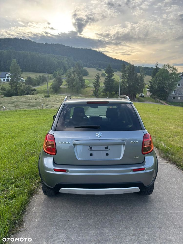 Suzuki SX4 1.6 Premium 4WD - 6