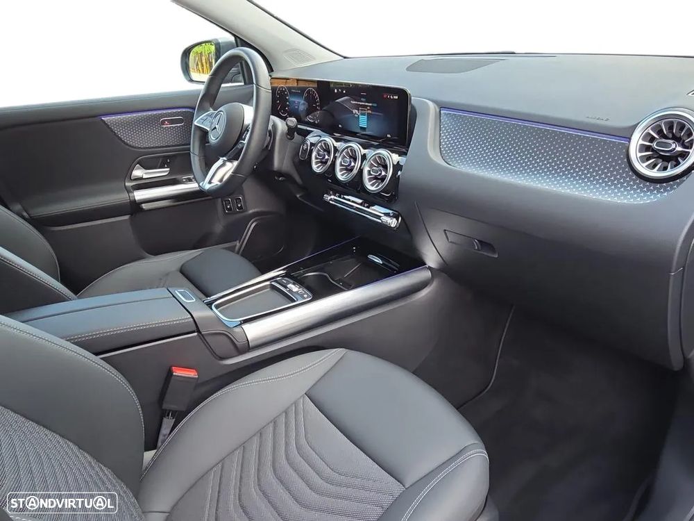 Mercedes-Benz GLA 250 e Progressive - 24