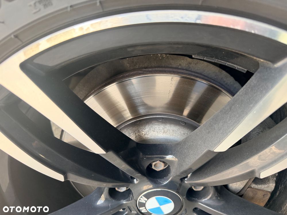 BMW Seria 5 525d Luxury Line - 13