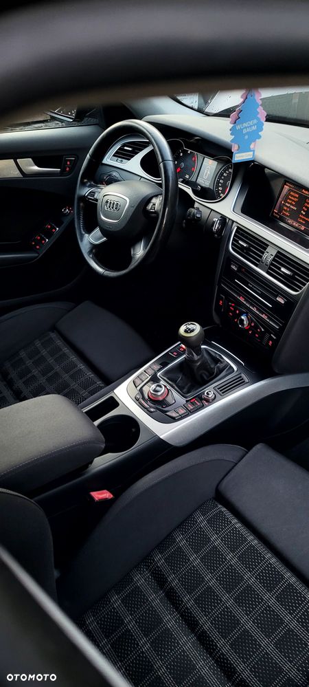 Audi A4 Avant 2.0 TDI DPF Attraction - 16