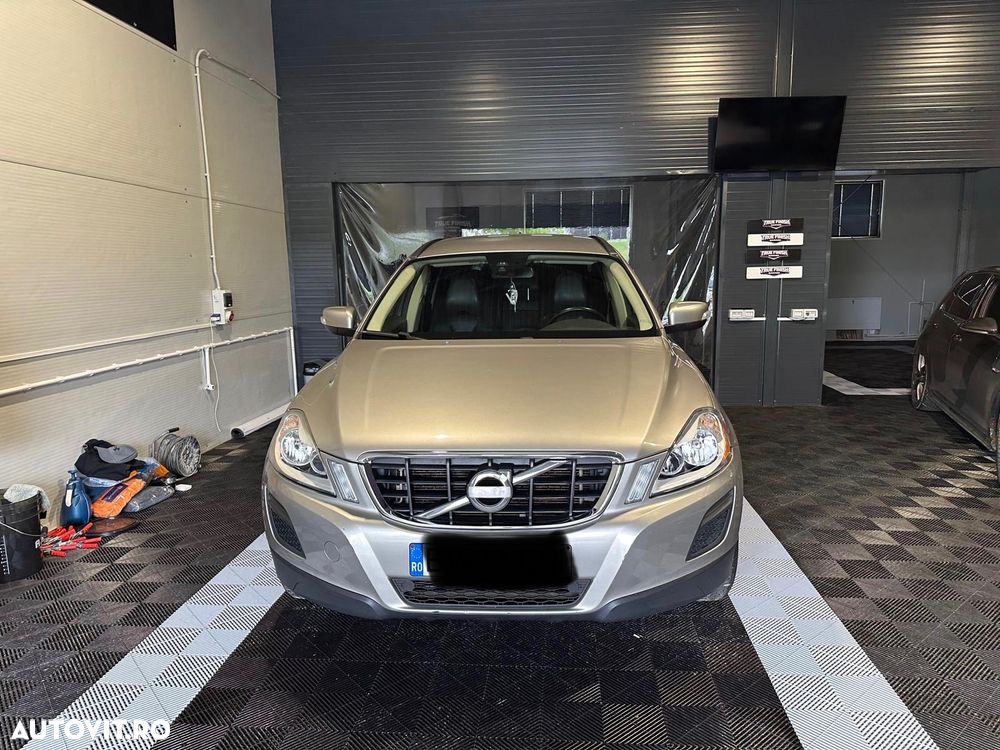 Volvo XC 60 - 1