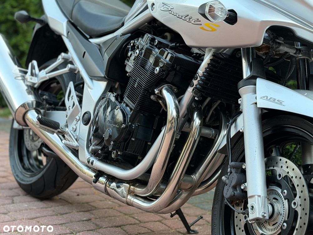 Suzuki Bandit - 12