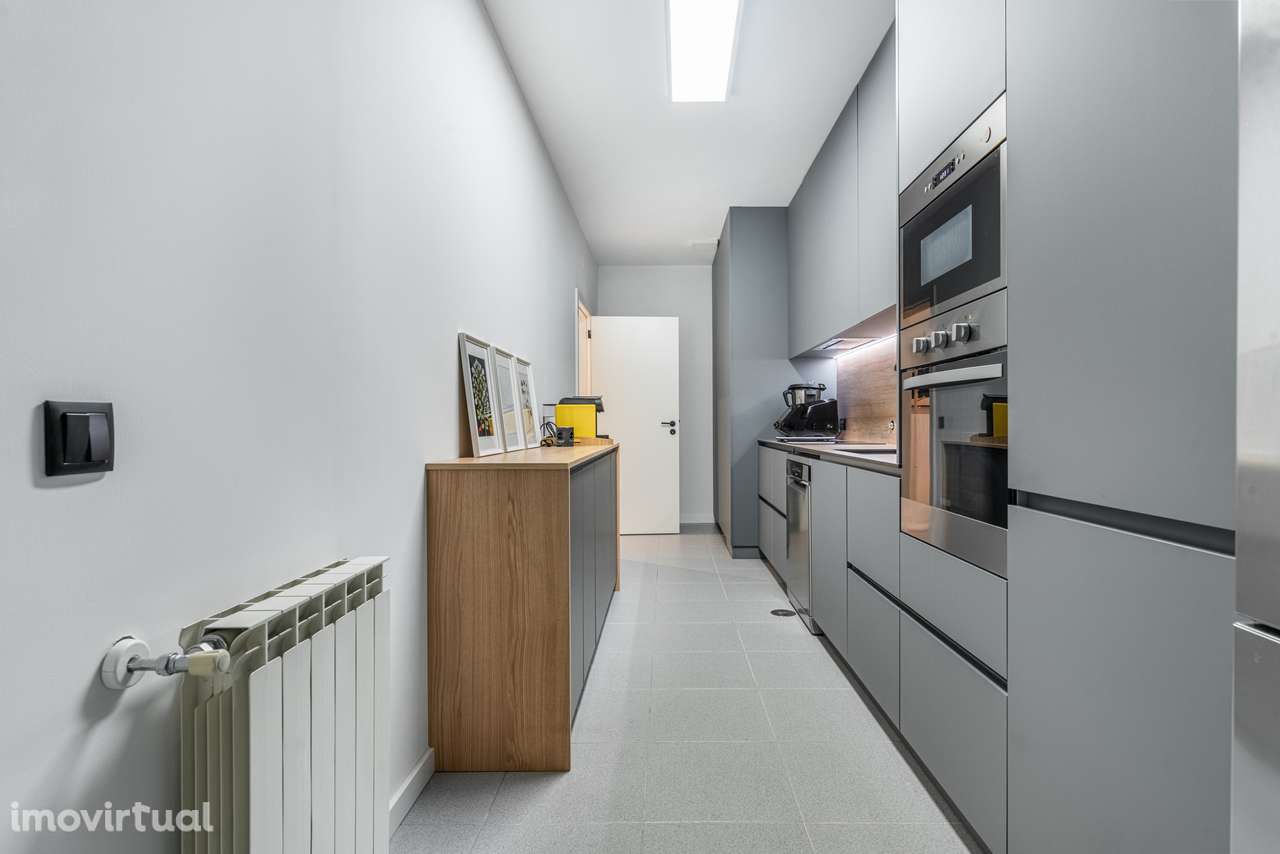 Apartamento T2 em Excelente Estado – Praça Paulo Vidal, Braga - Grande imagem: 2/19