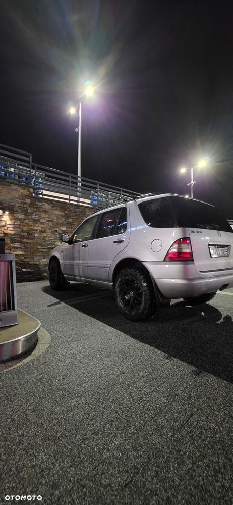 Mercedes-Benz ML - 3