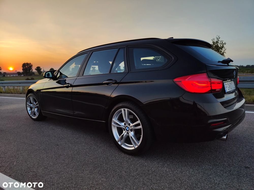 BMW Seria 3 318d Touring Advantage - 9