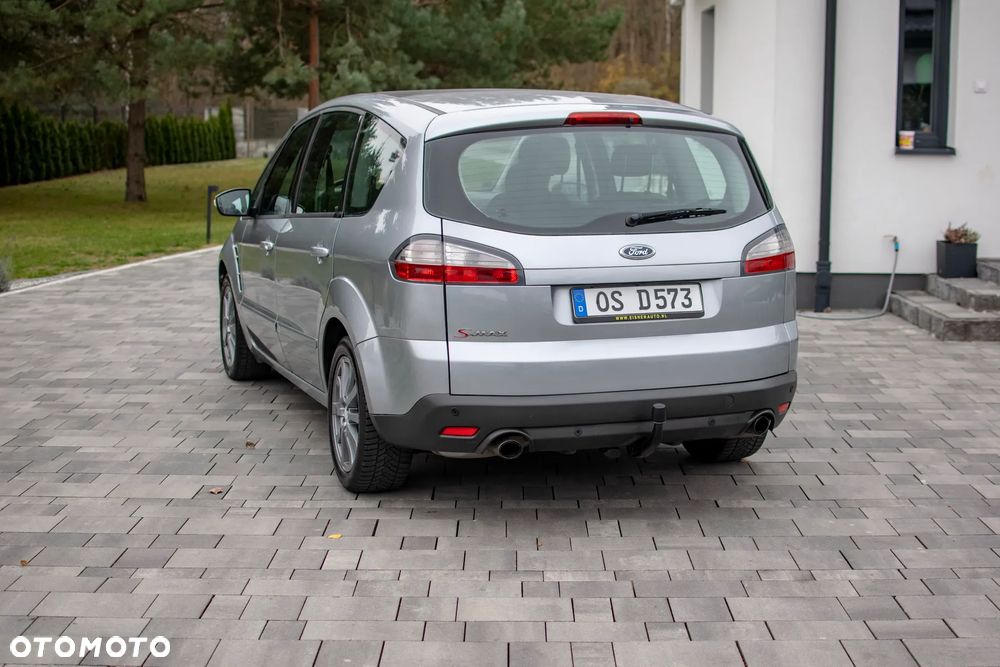 Ford S-Max - 23