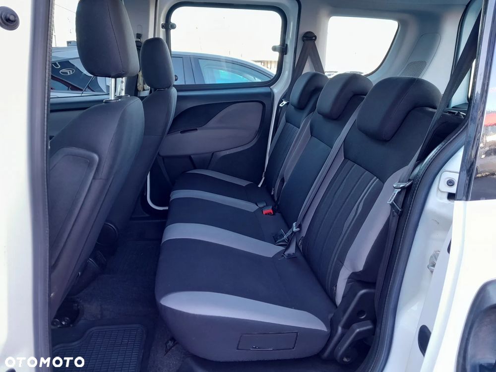 Fiat Doblo 1.4 16V Easy - 8