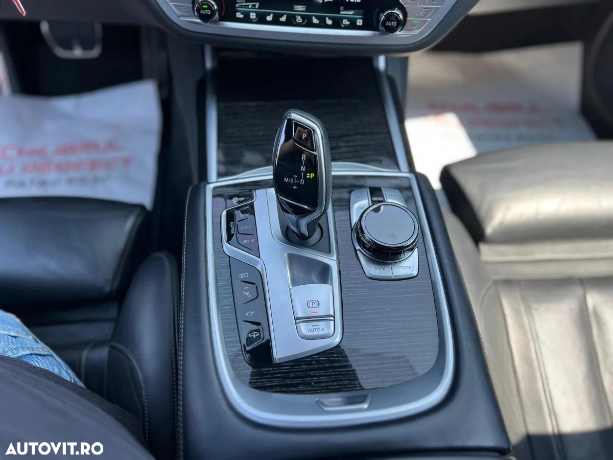 BMW Seria 7 745Le xDrive AT PHEV - 22