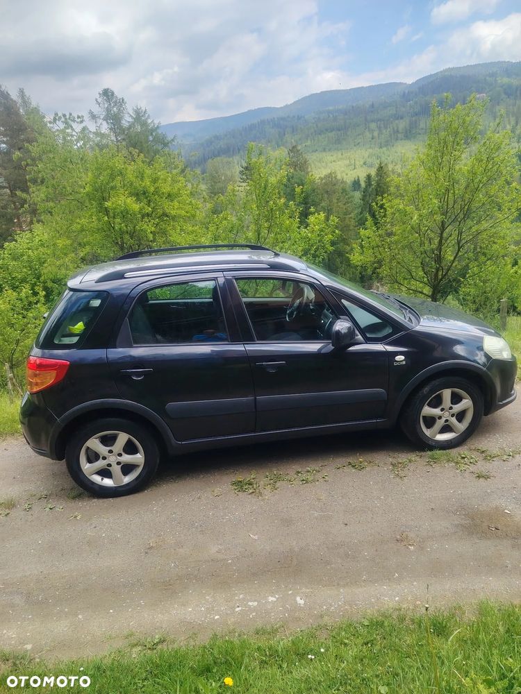 Suzuki SX4 1.9 DDiS 4WD GS / Premium - 3