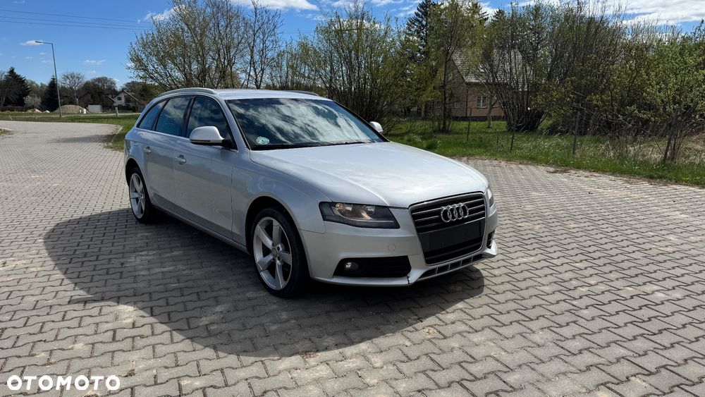 Audi A4 Avant - 4