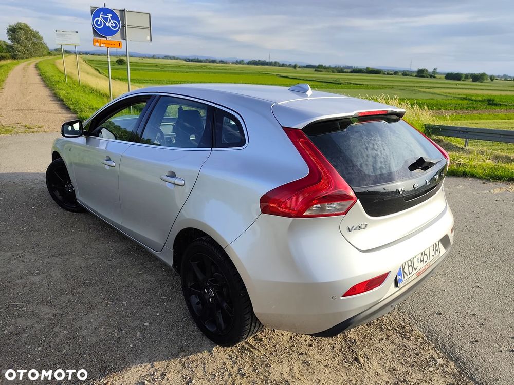 Volvo V40 D2 Ocean Race - 3