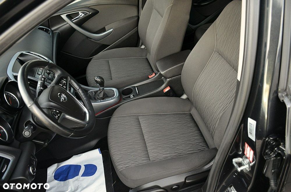 Opel Astra - 14