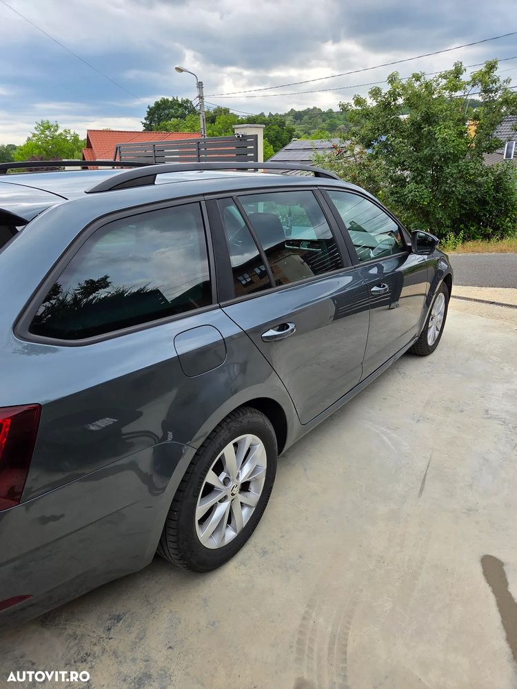 Skoda Octavia 2.0 TDI DSG Style - 14