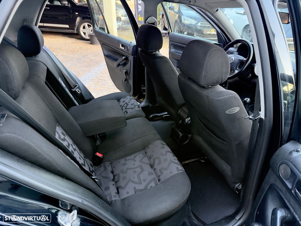 VW Golf 1.9 TDi Confortline AC - 40