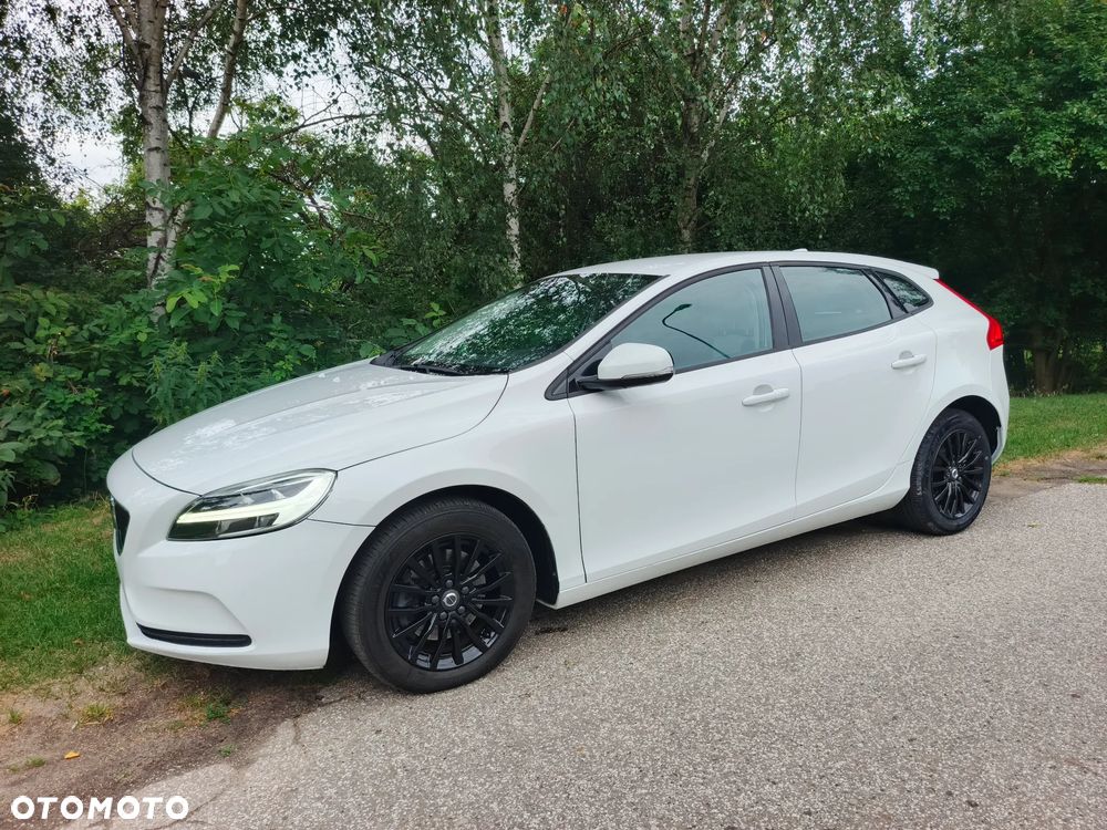 Volvo V40 - 9
