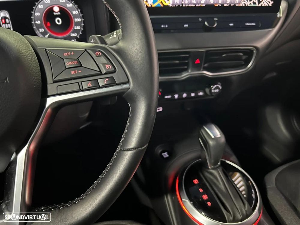 Nissan Juke 1.0 DIG-T N-Connecta NAV. DCT - 22
