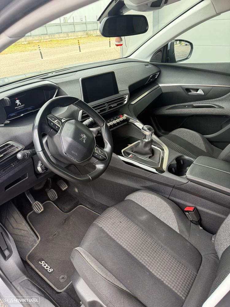 Peugeot 5008 BlueHDI 130 Active - 30