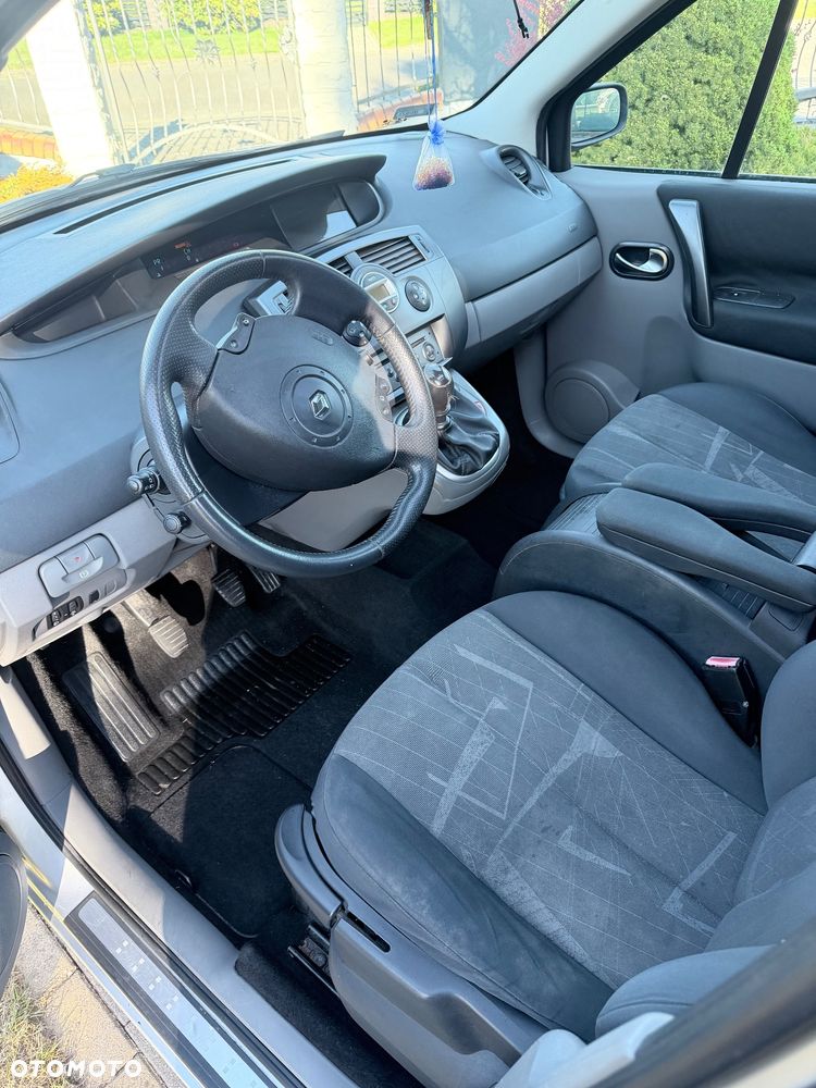 Renault Scenic 1.9 dCi Avantage - 33