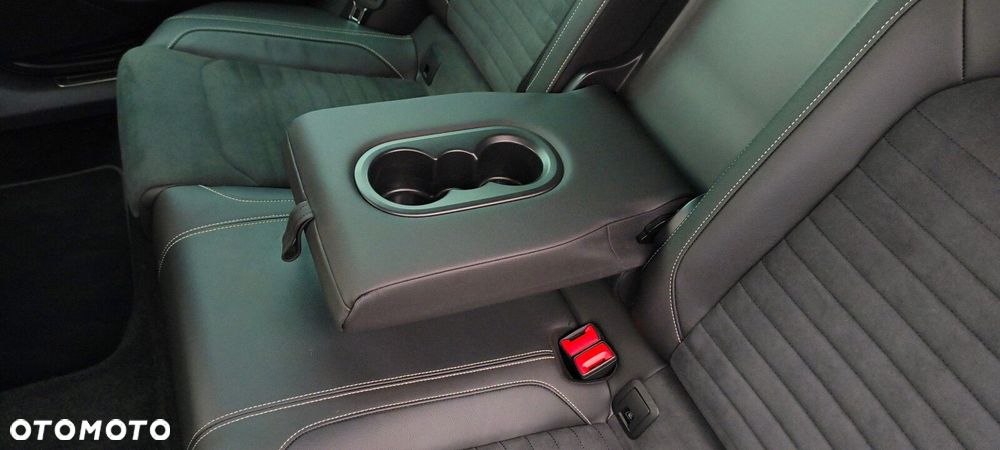 Volkswagen Passat - 37