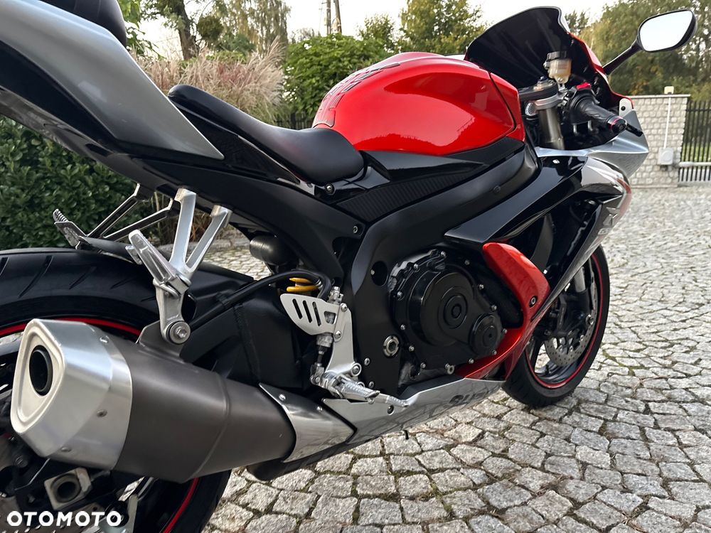 Suzuki GSX-R - 21
