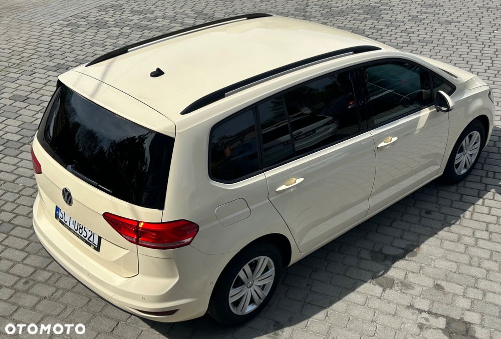 Volkswagen Touran - 3