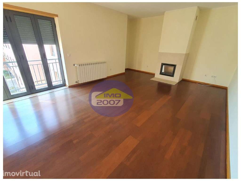 Apartamento T4 em Oliveira do Douro - Grande imagem: 5/22