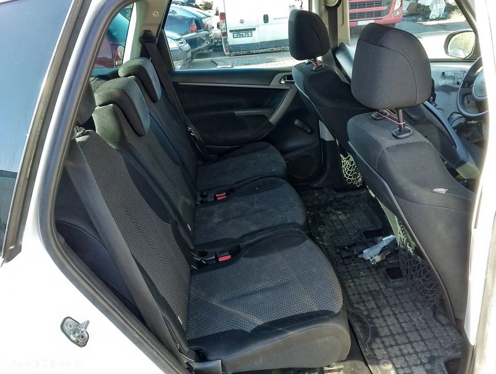 Citroen C4 Picasso (06-10.) 1.6 HDI 108KM. Silnik DV6TED4 Skrzynia 20DP33 lakier EWP - BANQUISE WHITE.Cały na części. GWARANCJA !!!  Przód Tył Zestaw Komplet Drzwi Klapa Zderzak Błotnik Maska Grill Atrapa Szyba Pas Lampa Lusterko Boczki Fotel Kanapa Kokpit Deska Rozdzielcza Przełącznik Włącznik Sterownik Przewody Wiązka Instalacja Moduł Komputer Czujnik Listwa Pompa Alternator Wtryski Głowica Rozrusznik Kompresor Sprzęgło Dwumas Silnik Skrzynia ABS Klimatyzacji Paliwa Wspomagania Kolektor Turbina Przepustnica Zawór Chłodnica Koło Hak Belka Sanki Zawieszenie Mcpherson Półoś Amortyzator Wydech Tłumik Zacisk Most - 10