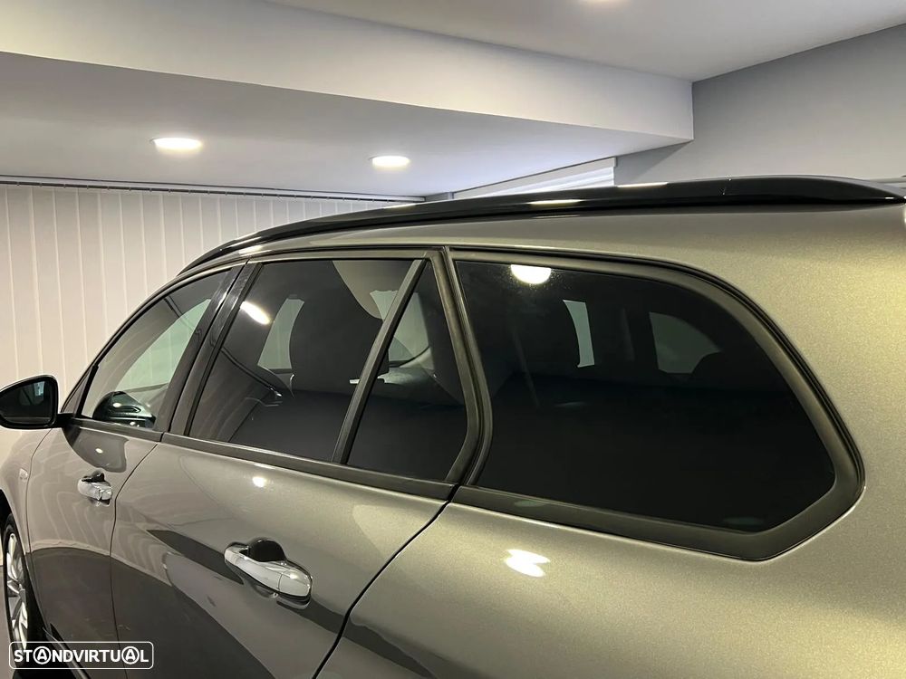 Fiat Tipo Station Wagon 1.3 M-Jet Lounge - 25