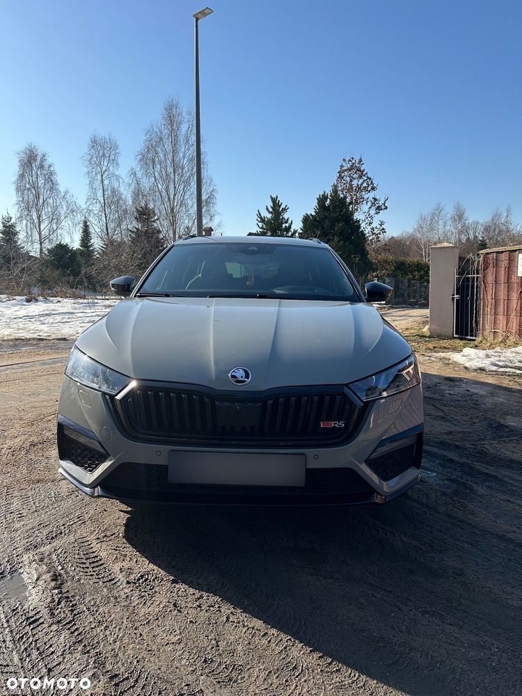 Skoda Octavia 2.0 TDI DSG RS Plus - 2