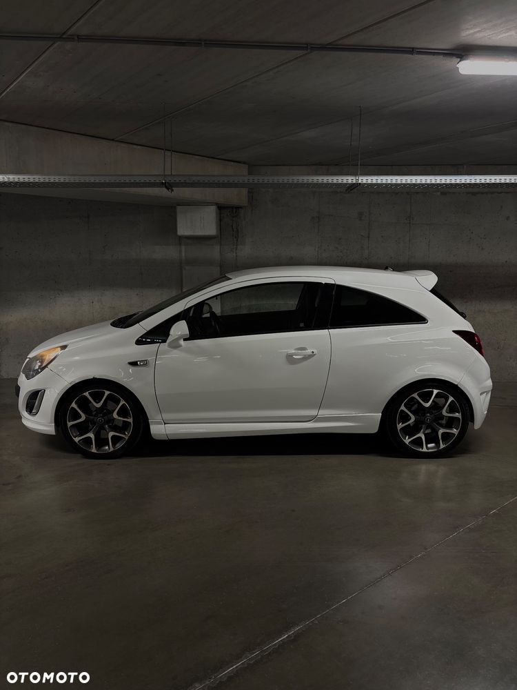 Opel Corsa 1.6 Turbo OPC - 8