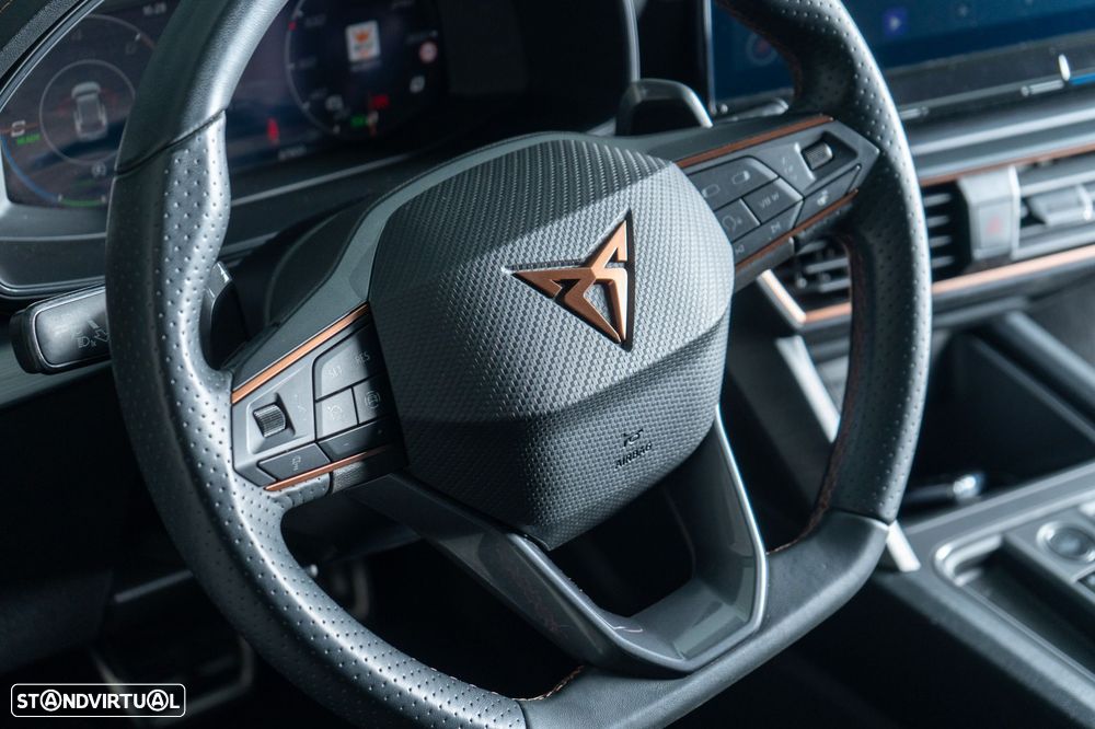 Cupra Formentor 1.4 e-Hybrid DSG VZ - 23