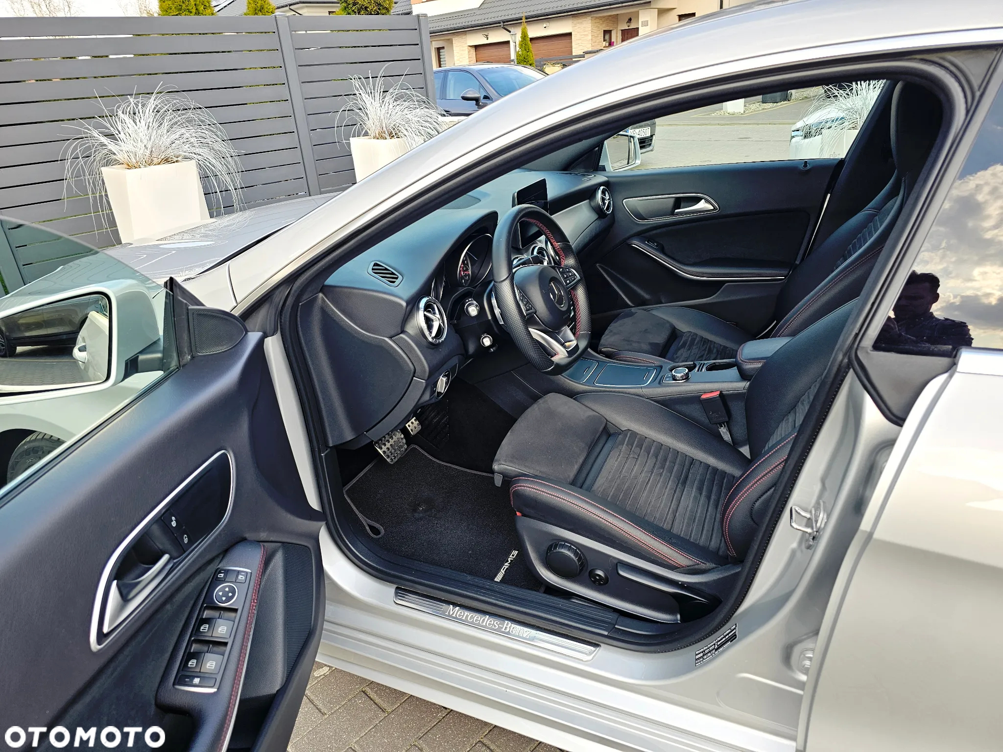 Mercedes-Benz CLA Shooting Brake 180 d 7G-DCT AMG Line - 36