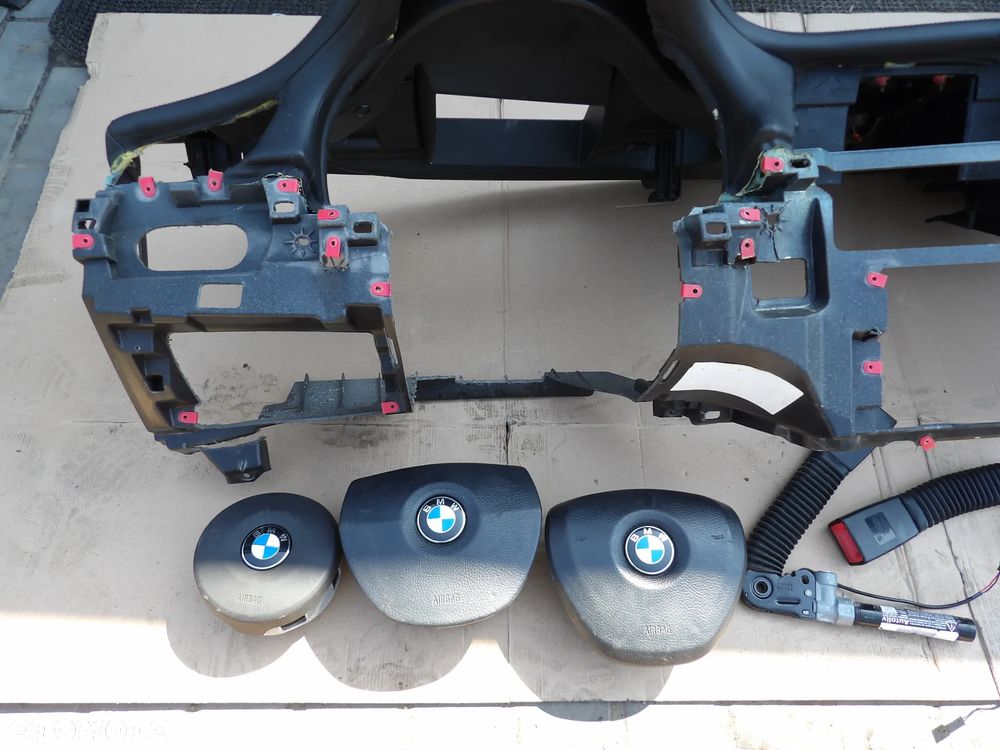 BMW - F01 - DESKA ROZDZIELCZA - KOKPIT - KONSOLA - POD HEADUP - SKÓRA NAPPA - ASYSTENT , GŁOŚNIK - PODUSZKA KIEROWCY I PASAŻERA - DEMONTAŻ - ORYGINAŁ - 2
