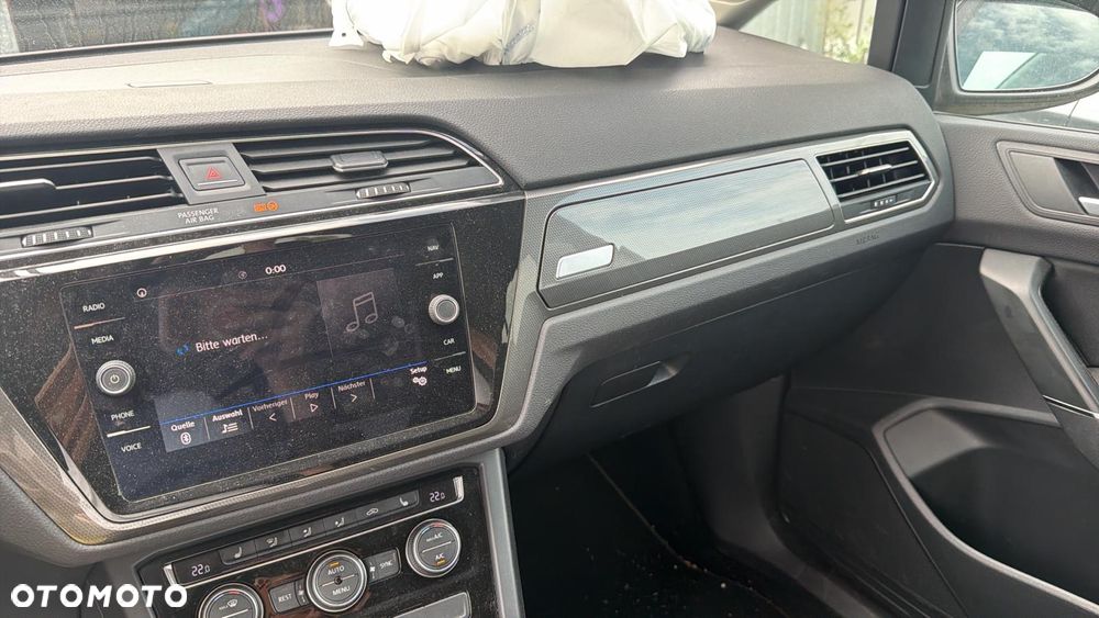 Volkswagen Touran 2.0 TDI SCR (BlueMotion Technology) DSG Highline - 33