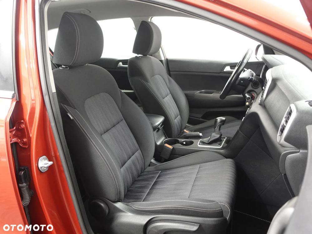 Kia Sportage 1.6 CRDI 2WD Eco-Dynamics+ (48V M-H) Vision - 25