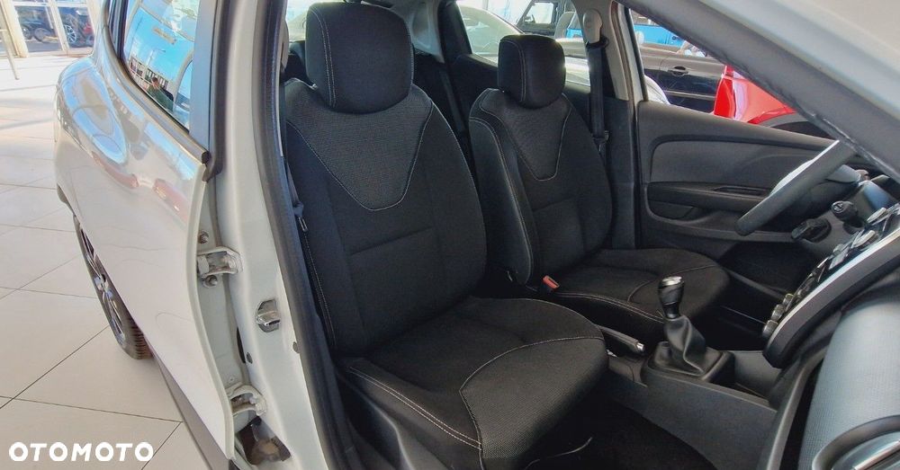 Renault Clio 1.5 dCi Energy Business EU6 - 18