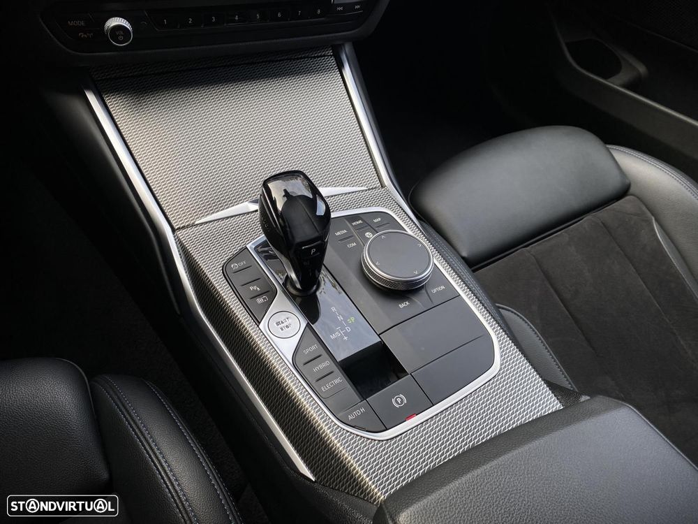 BMW 330 e Pack M Auto - 20