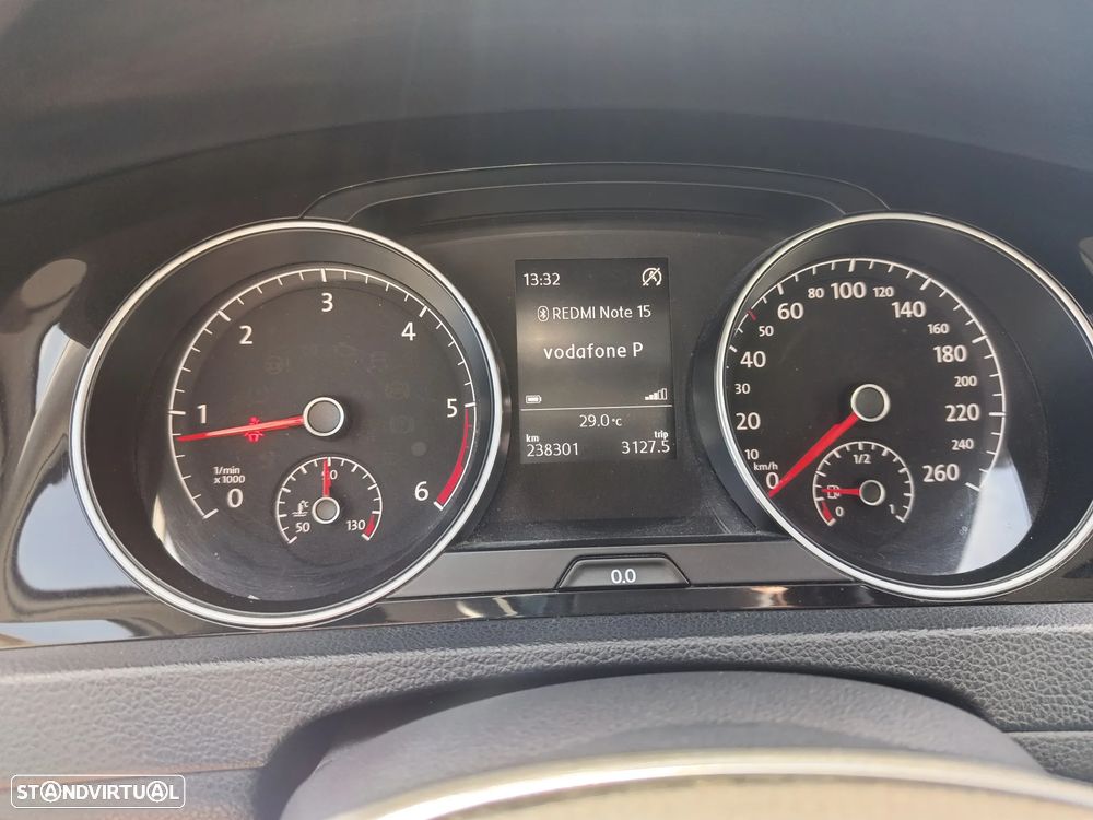 VW Golf 1.6 TDi DPF DSG Highline - 7