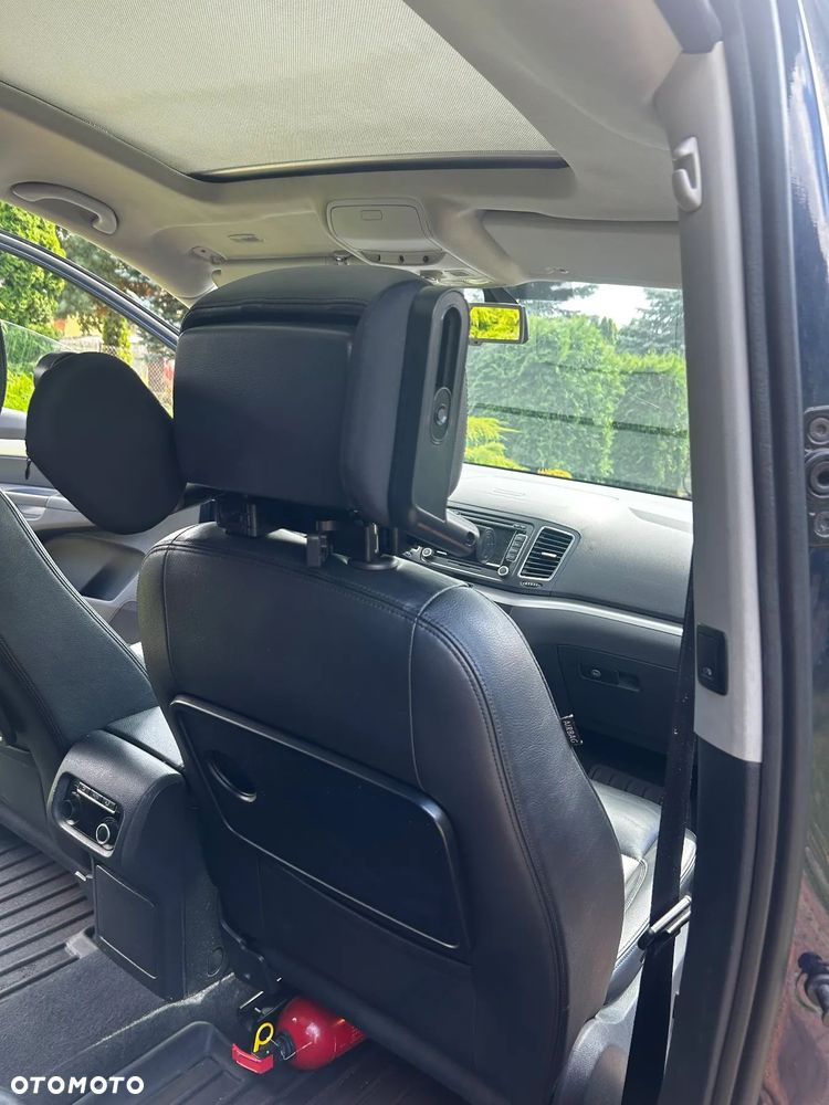 Volkswagen Sharan 2.0 TSI Comfortline DSG - 9