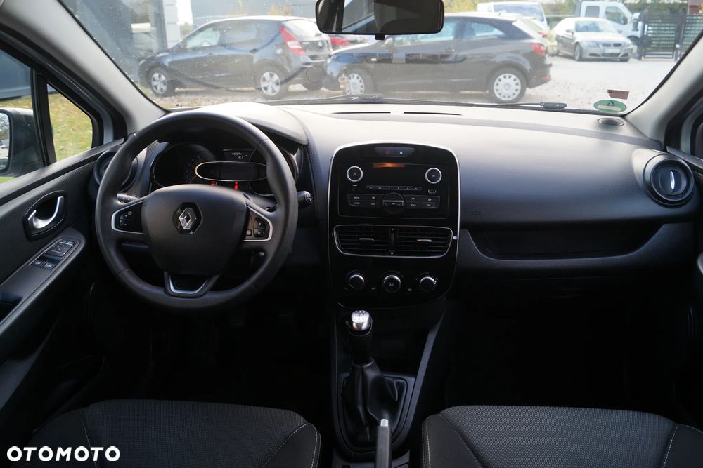 Renault Clio 1.2 16V 75 LIMITED - 7