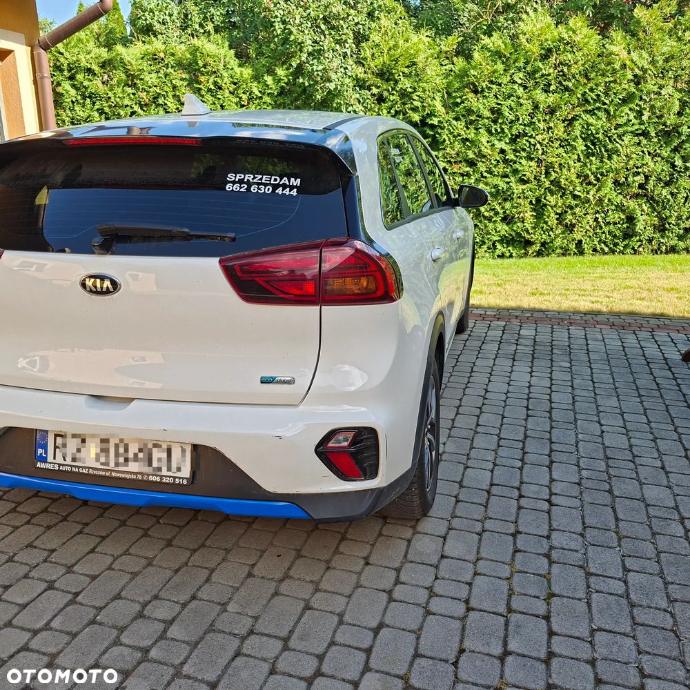Kia Niro 1.6 GDI Plug-in Hybrid M - 4